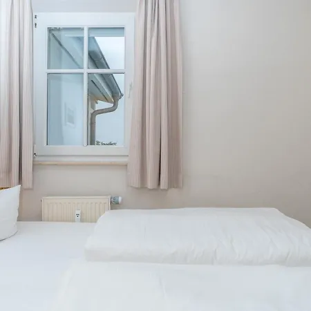 450, Seepark * Sellin (Rugen)